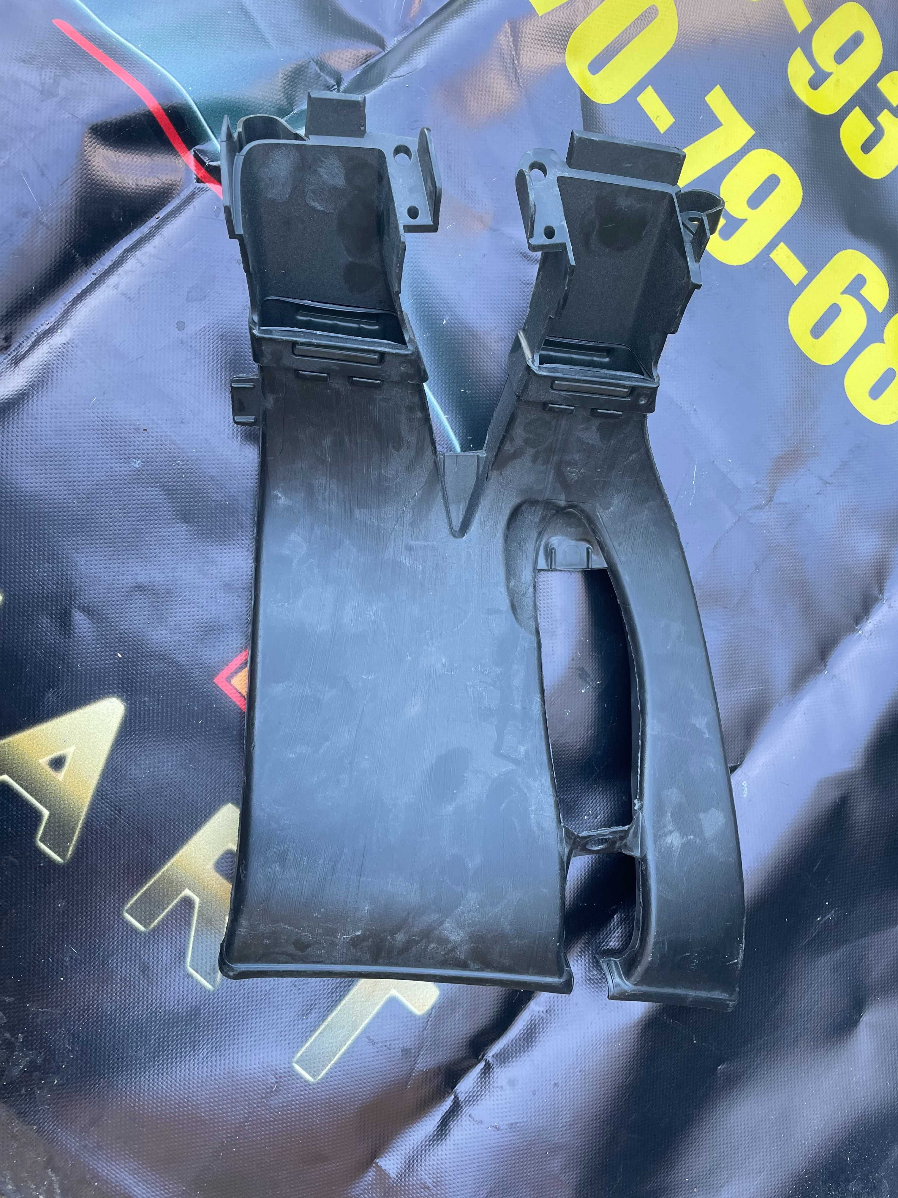 Повітровод Tesla x Воздуховод переднего бампера левый 1043927-00-E