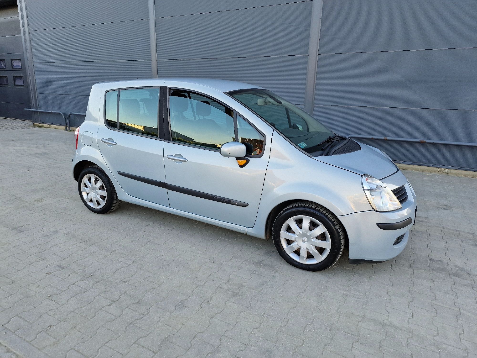 Renault Modus 1.5 Dci 65km Klima 5l/100km