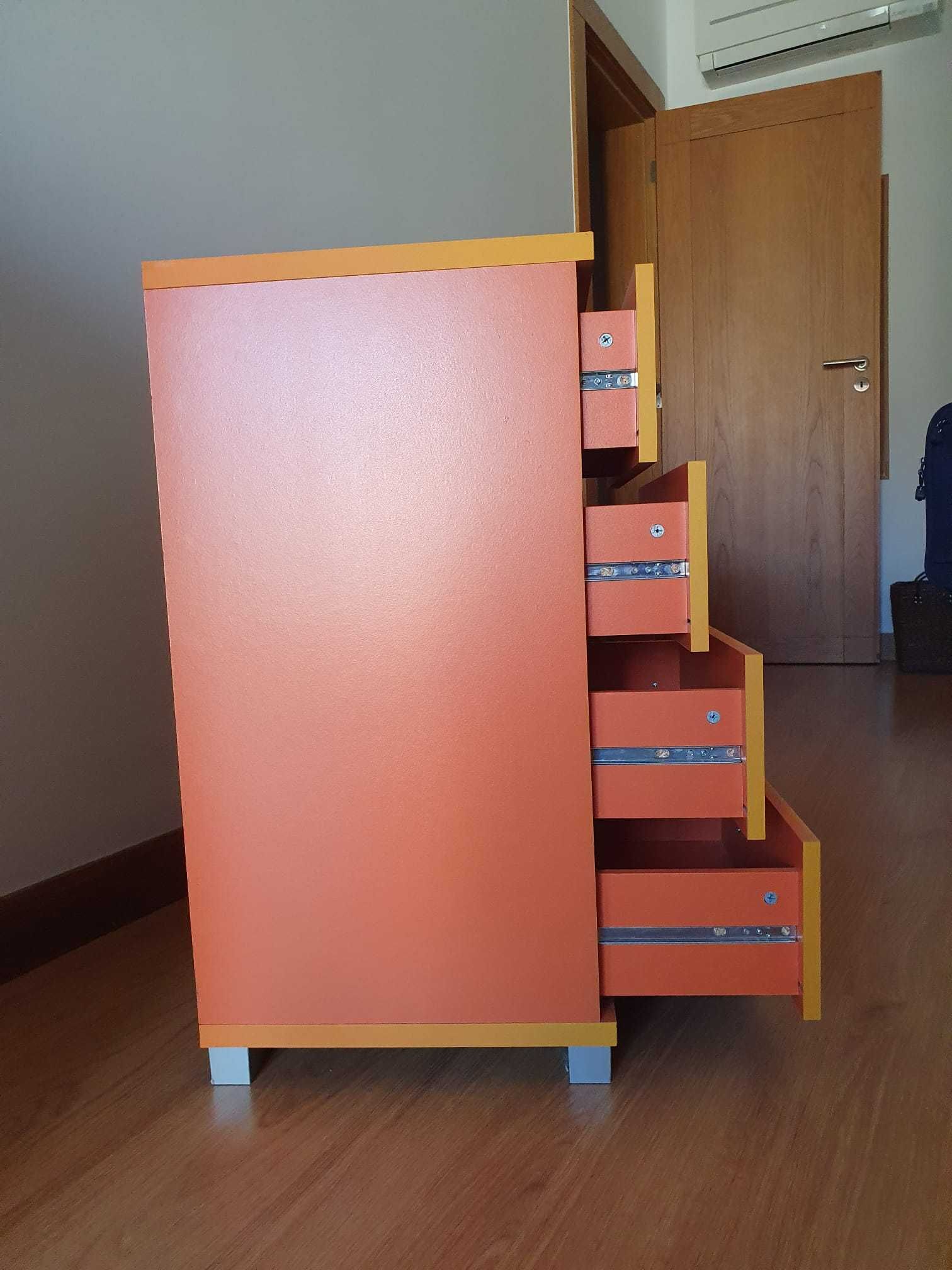 Cómoda de Quarto – 8 gavetas - cor de laranja