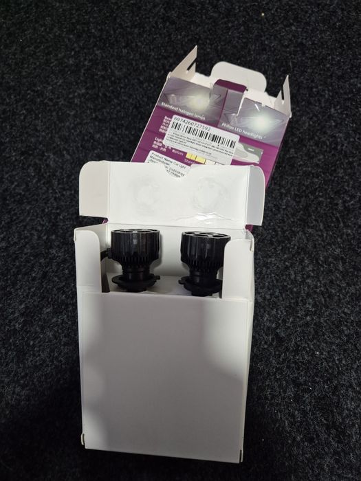 Lâmpadas LED Philips Ultinon Rally 3551