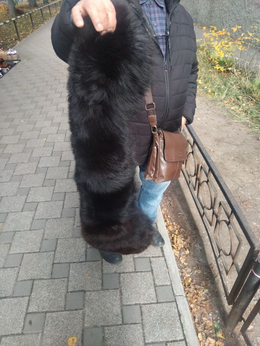 Продам воротнік крашений лисиці