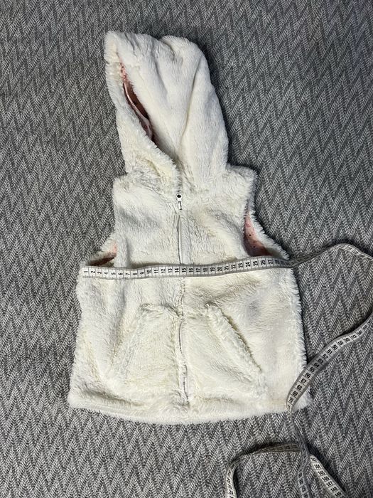 Желетка , безрукавка мєхова для дівчинки 1,5- 2 роки