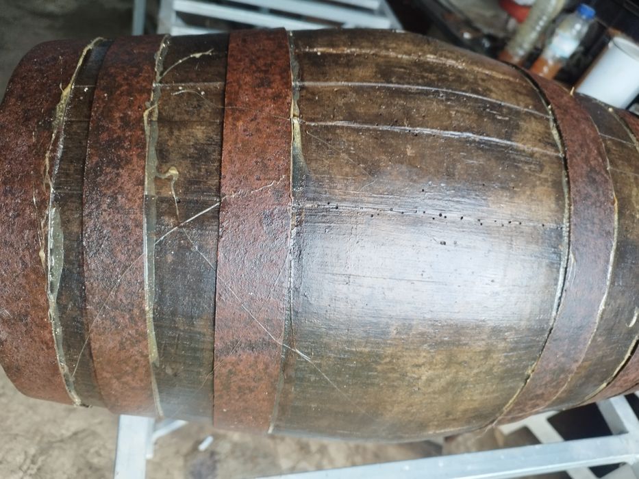 barril   de madeira impecável