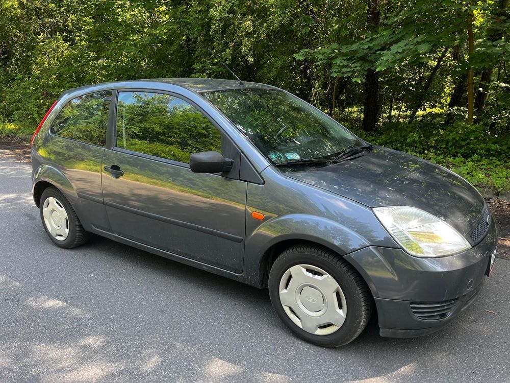 Ford fiesta rocznik 2004