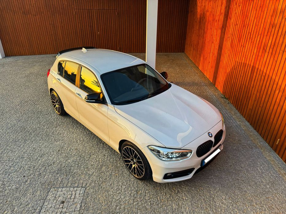 BMW 116d Sport Line - Desde 245€ Mês