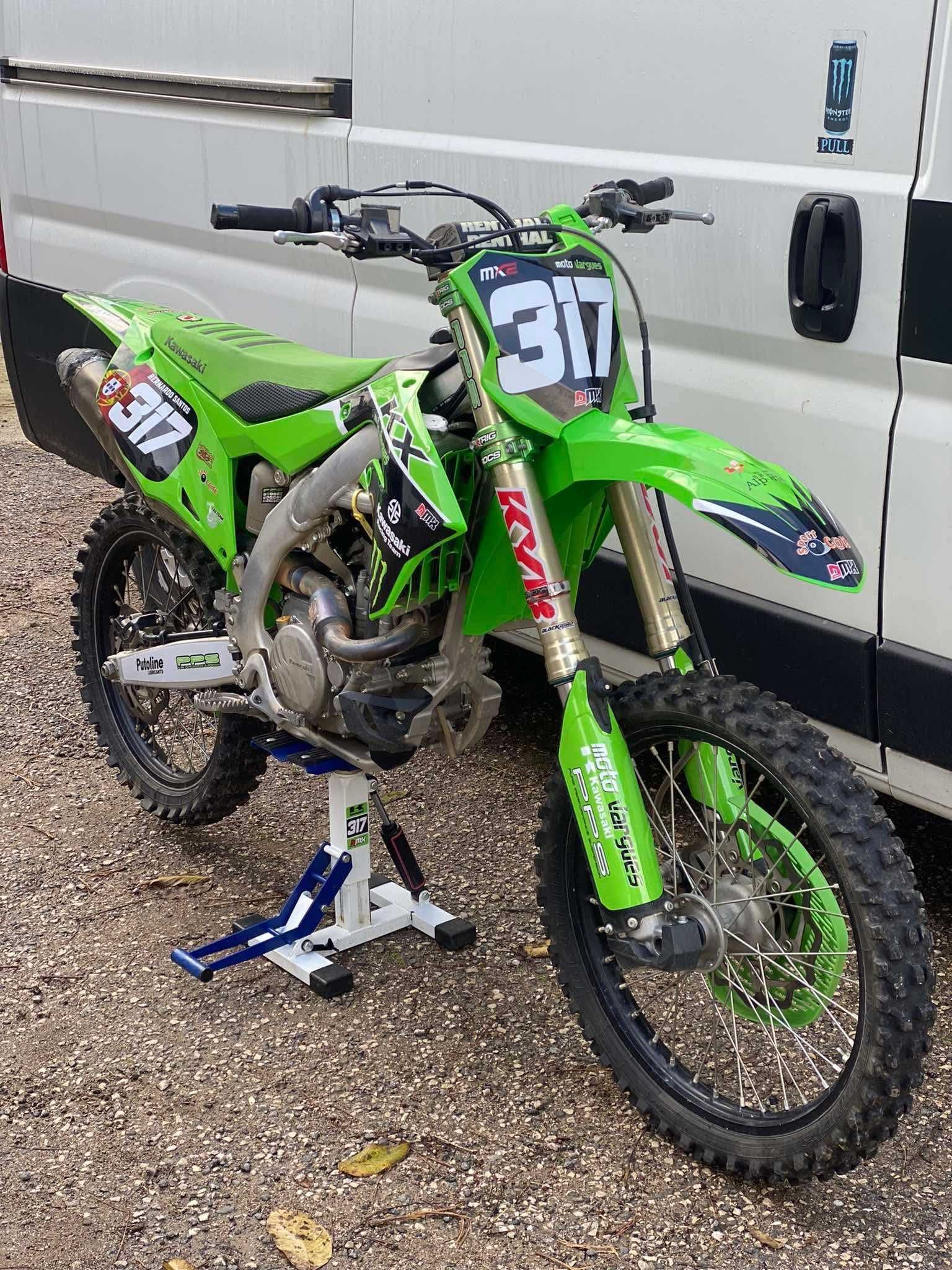 Kx250f de 2023 | Apenas 26 horas, muito material | Kawasaki