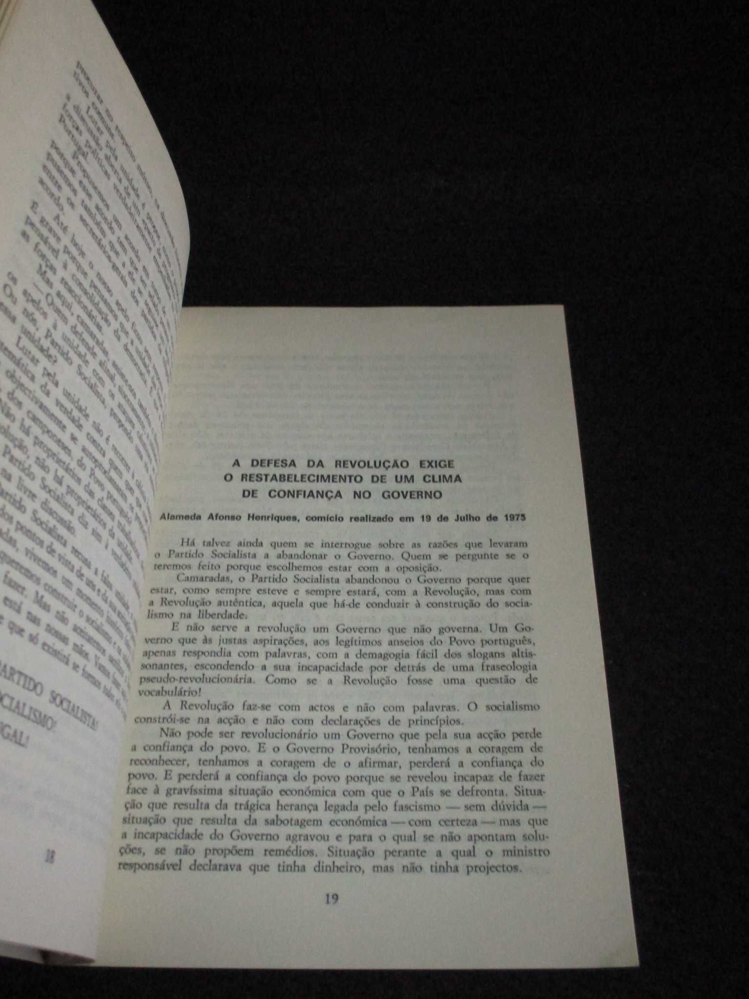 Livro A Liberdade Defende-se construindo o Socialismo Lopes Cardoso
