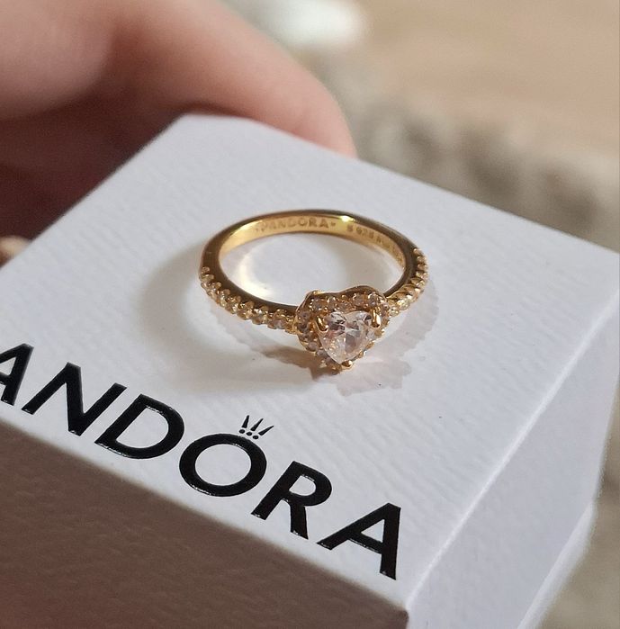 Pierścionek Pandora rozmiar 52