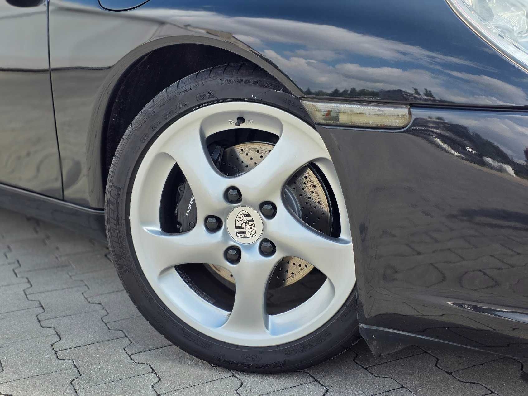 PORSCHE 911 996 carrera 2 cabrio Manual RWD  zakuty silnik FV