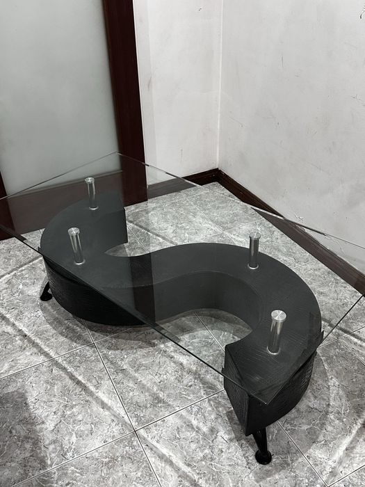 Mesa de Centro em Vidro