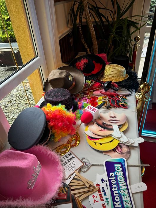 Fotobudka, Fotolustro, Napis LOVE LED 120cm na wynajem Wesoła Budka