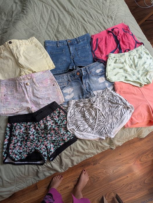 Krótkie spodenki szorty dla dziewczynki jeansowe bawełniane na wf 146