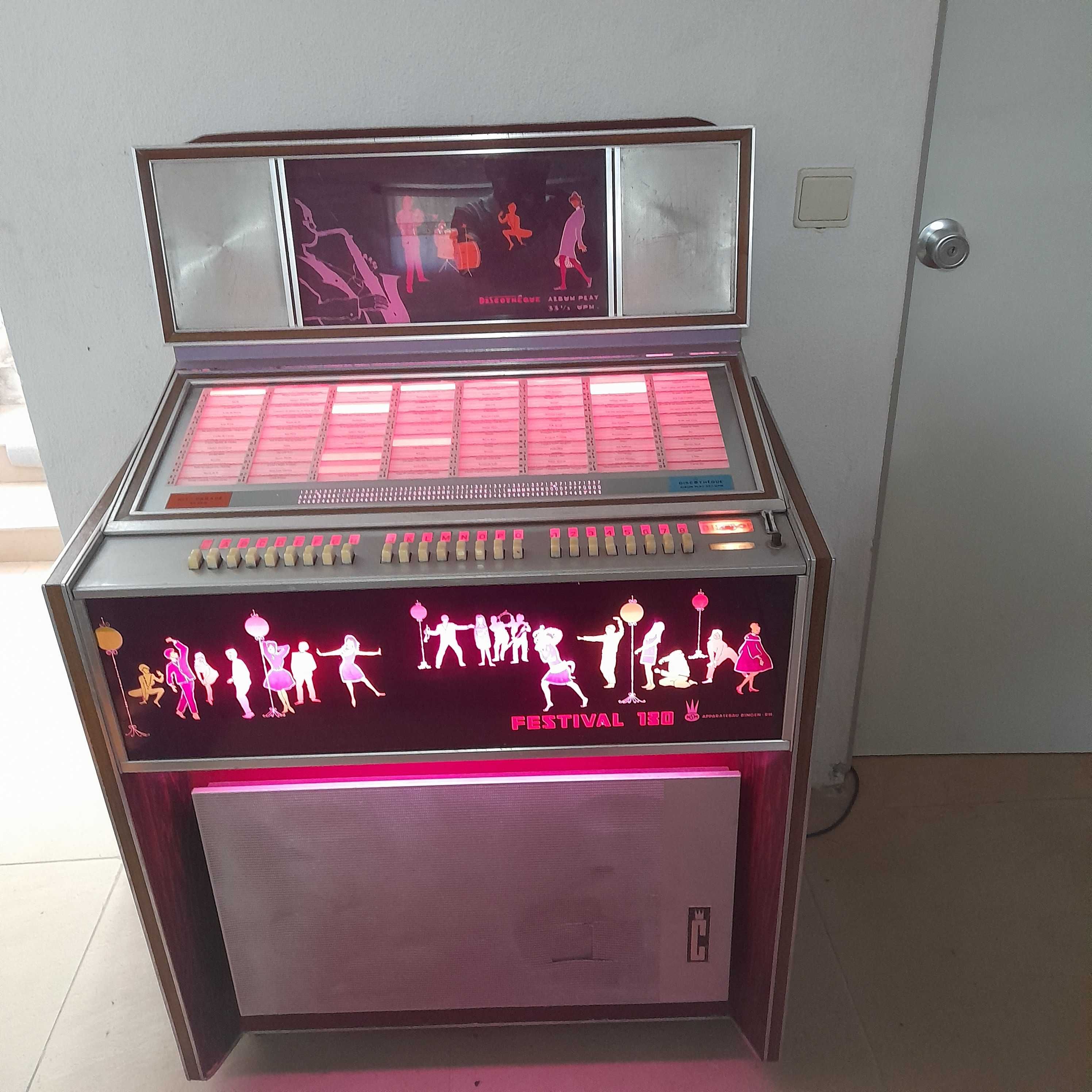 Vendo jukebox antiga8
