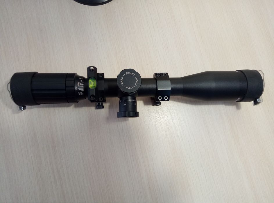 приціл SWFA 10x42SS японія