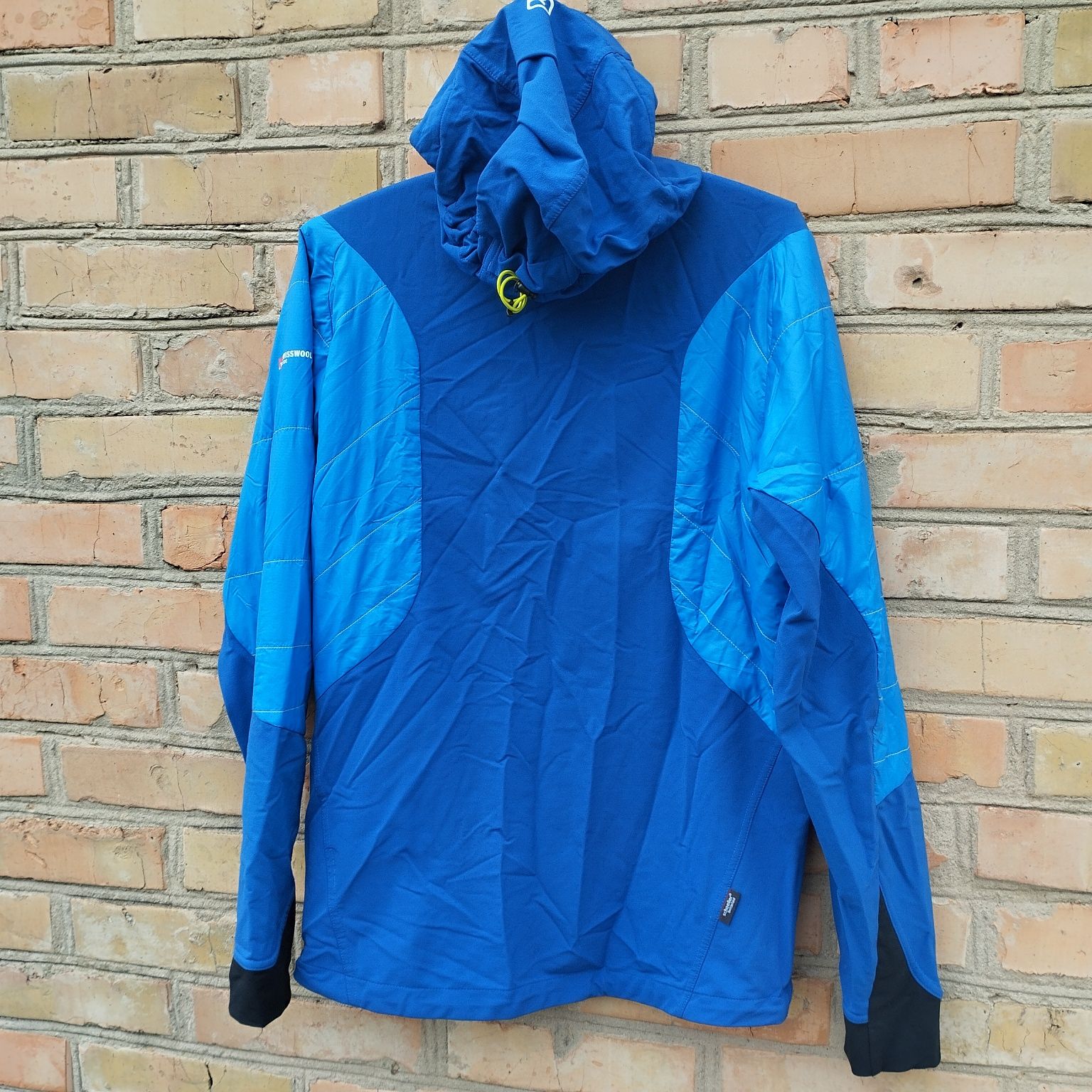 Куртка Ortovox. Arcteryx atom.