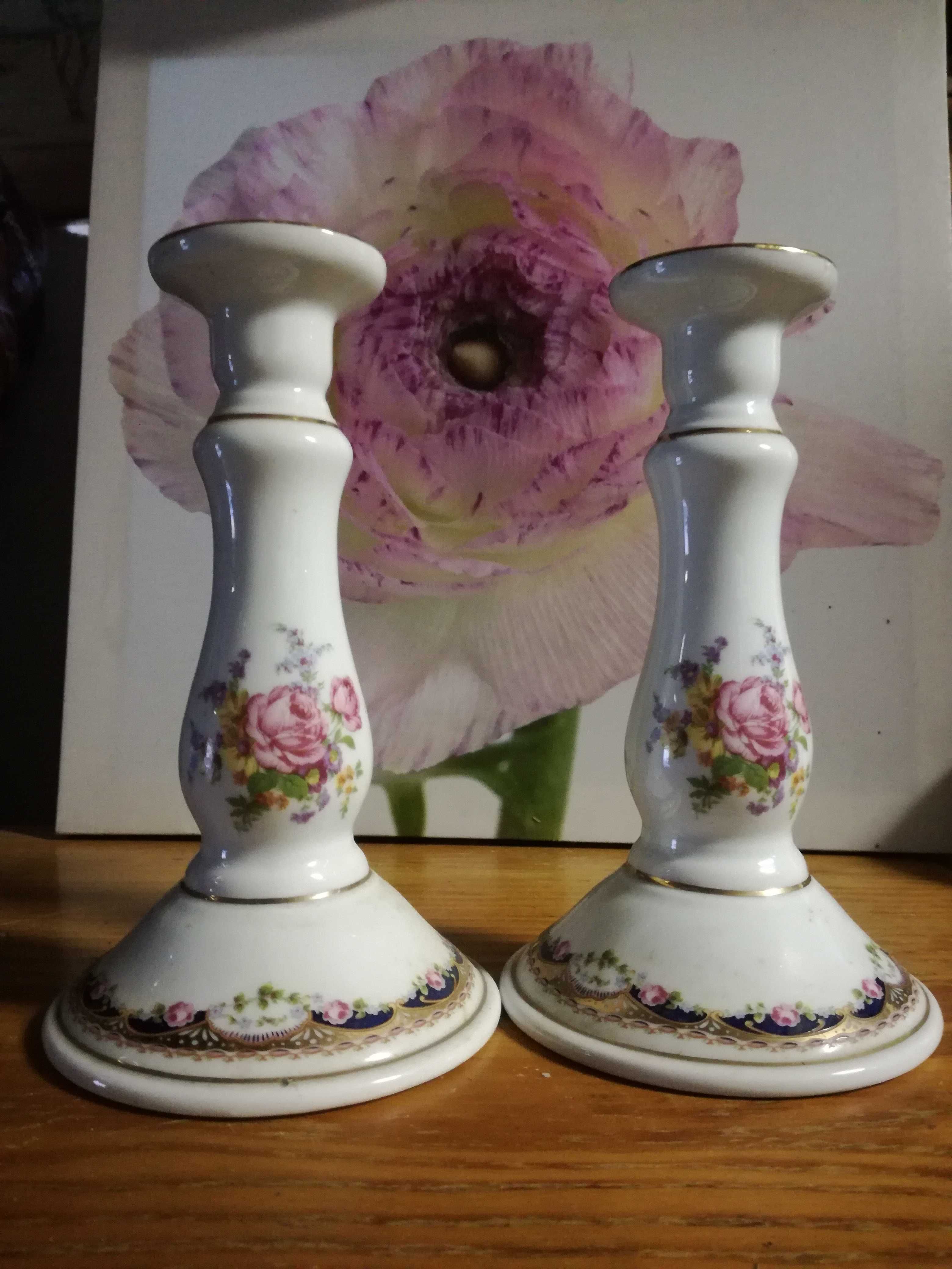 Par de castiçais em porcelana limoges