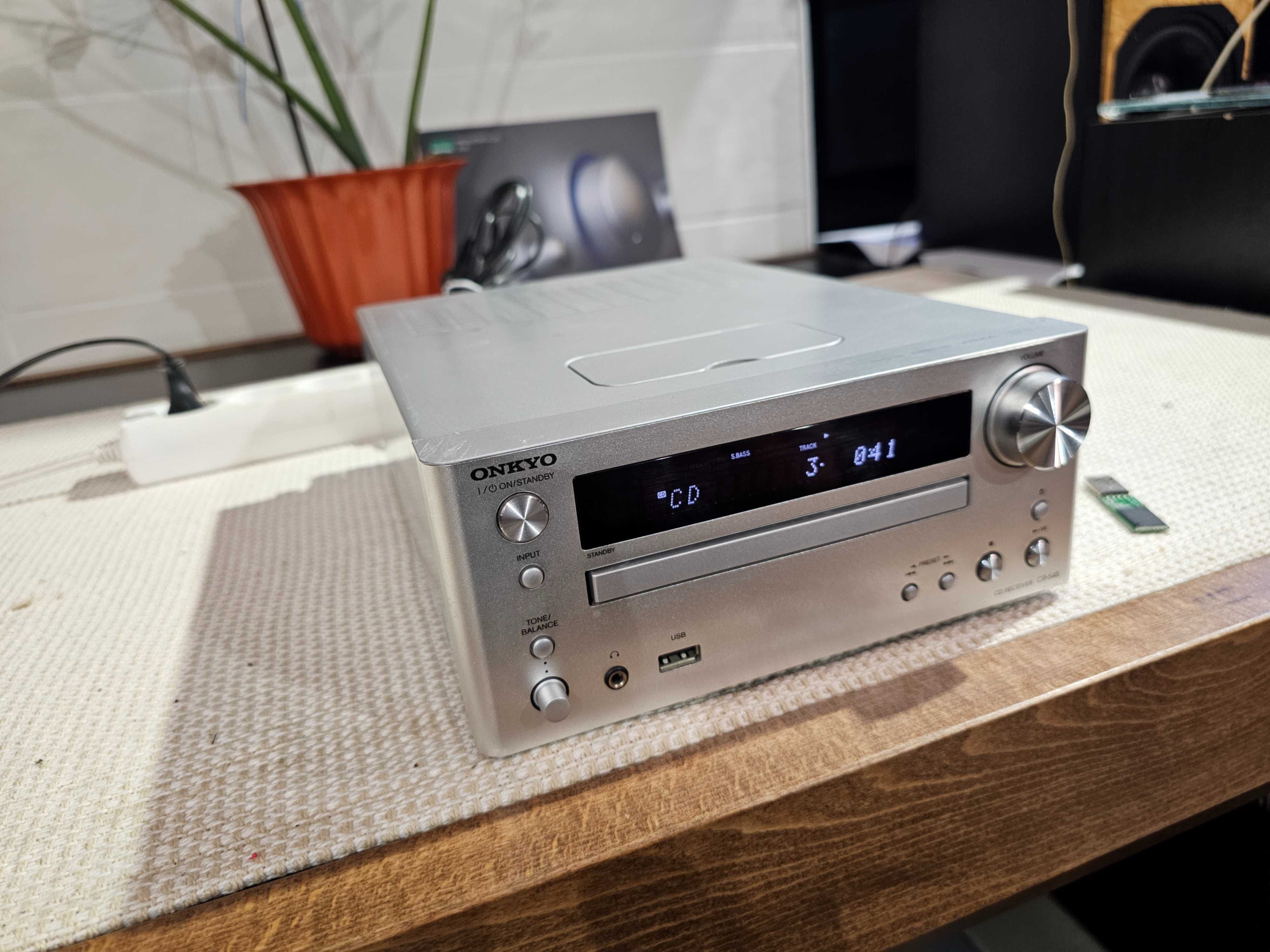 Ресивер Onkyo CR-545 2x40 Вт USB/MP3 і WMA