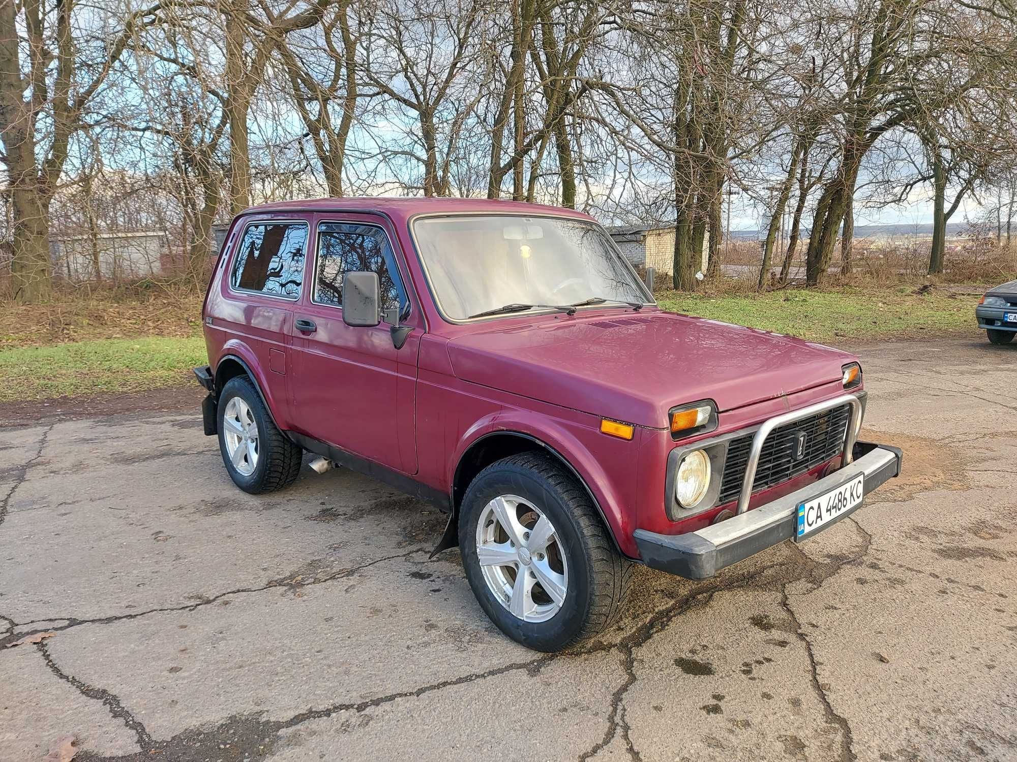 Lada Niva 1.7  21213