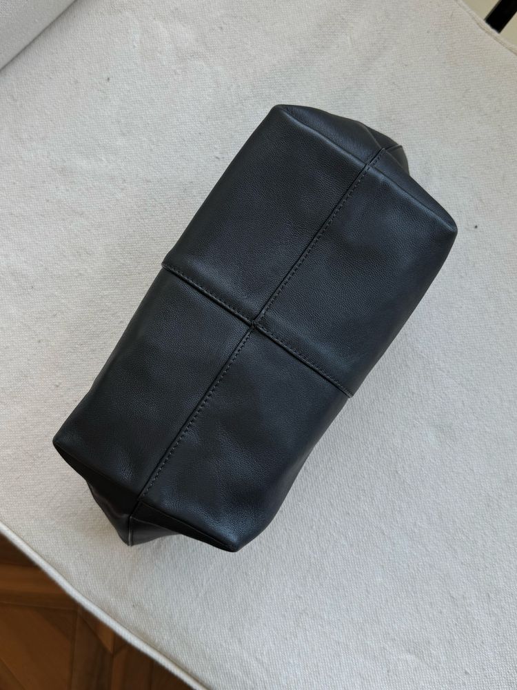 Шкіряна сумка Massimo Dutti