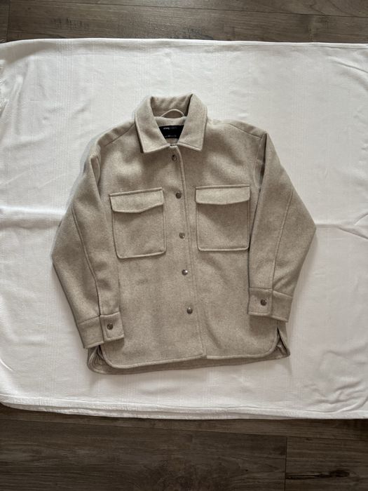 Куртка- рубашка у бежевому кольорі Sinsay