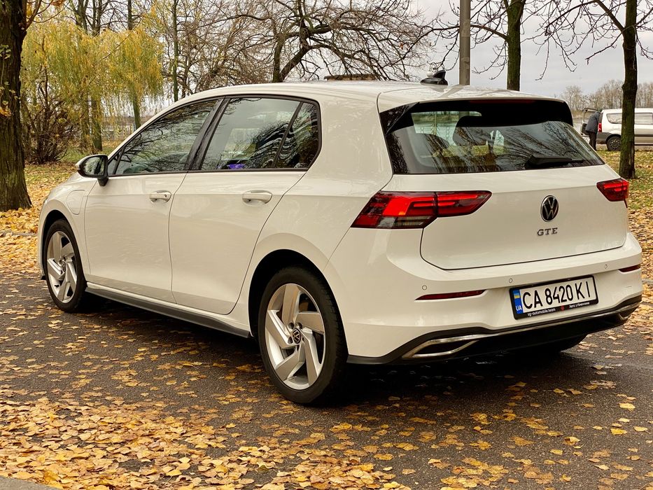 VW GOLF 8 GTE Плагін-Гібрид