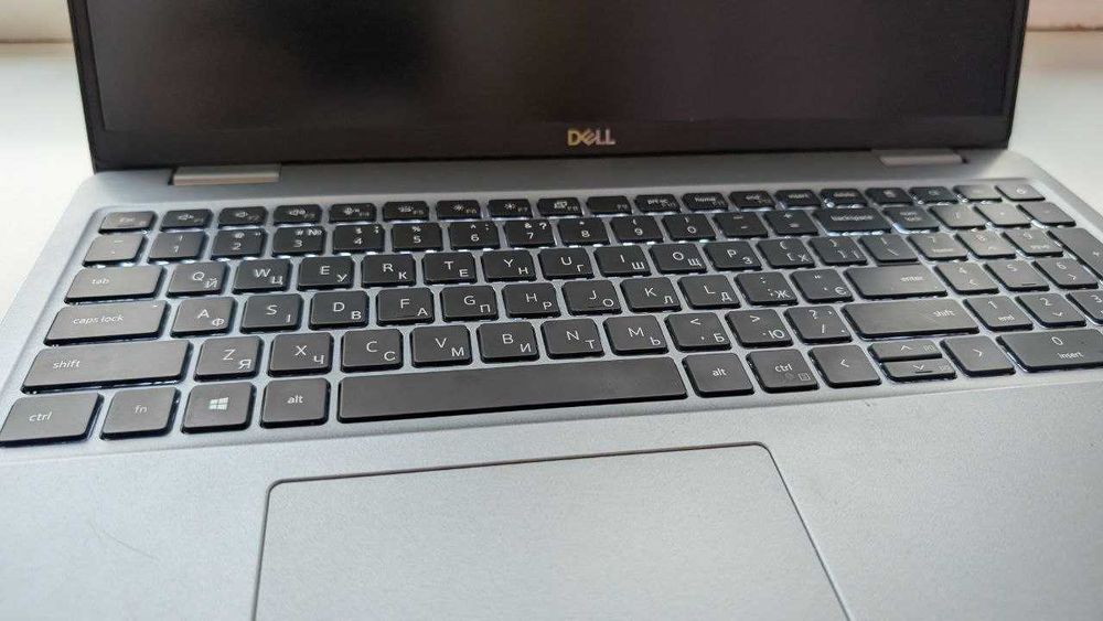 Dell Precision 3560 i5-1145g7 32/512gb nvidia quadro t500 win 11 pro