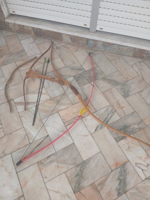 Arco de flechas ,besta