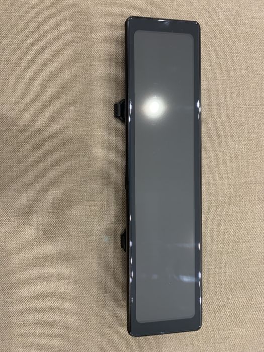 Цифрове дзеркало-відеореєстратор Kenwood DRV-EM4700