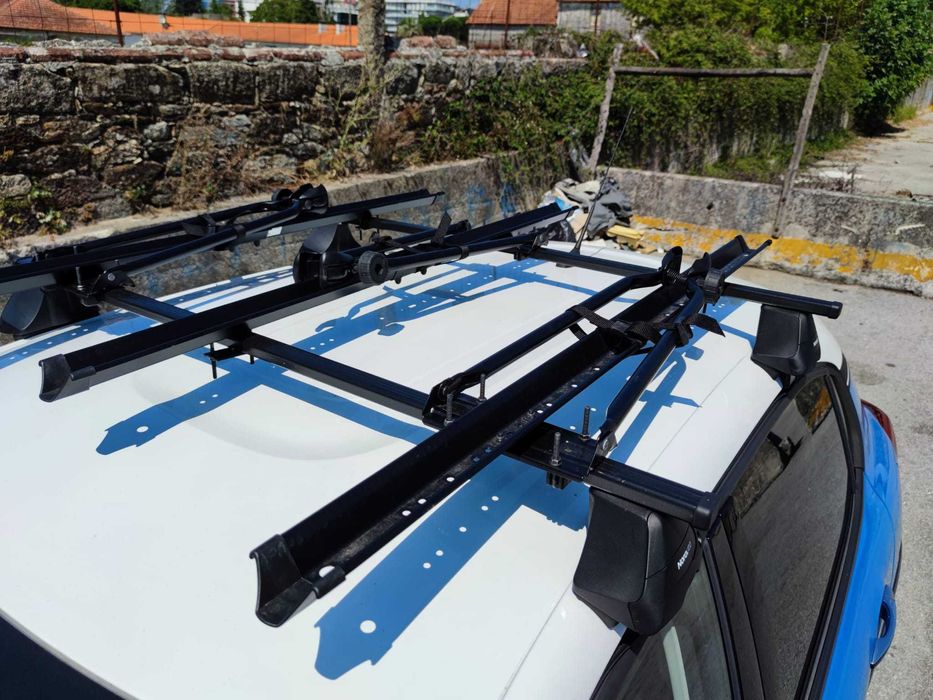 Suporte universal novo para 3 Bicicletas de tejadilho.