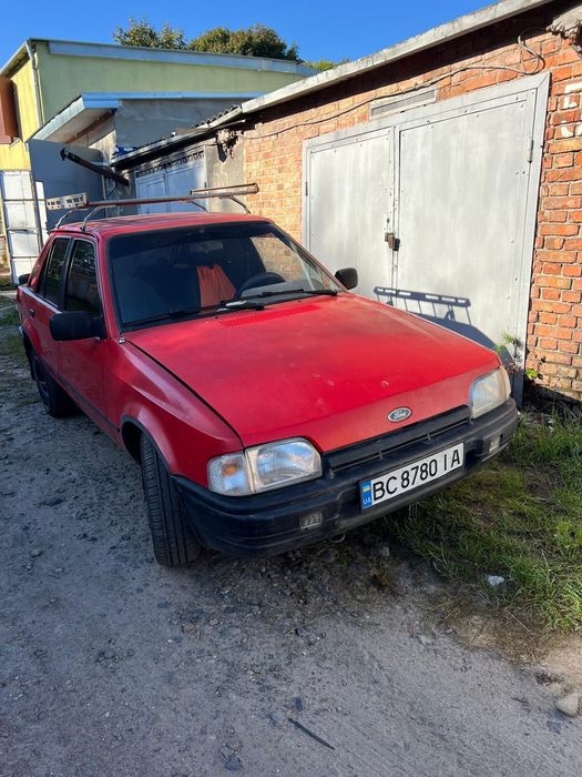 продам Форд Ескорт 1988 рік