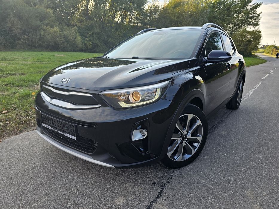 Kia Stonic benzyna  kamera navi świeżo sprowadzony z Niemiec
