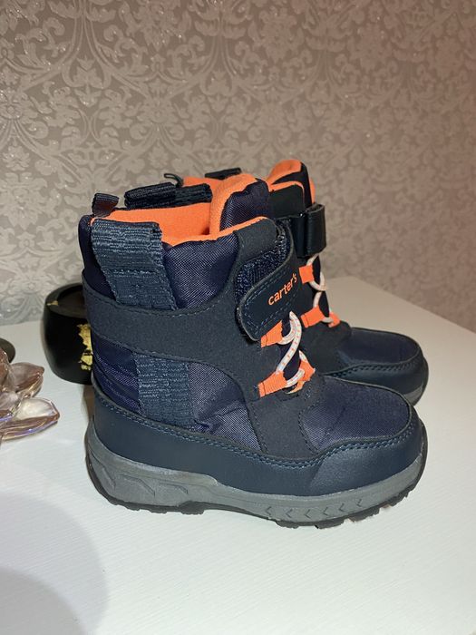 Чобітки термо ботинки сноубутси Carters  10 р (26-27)  17,1 см