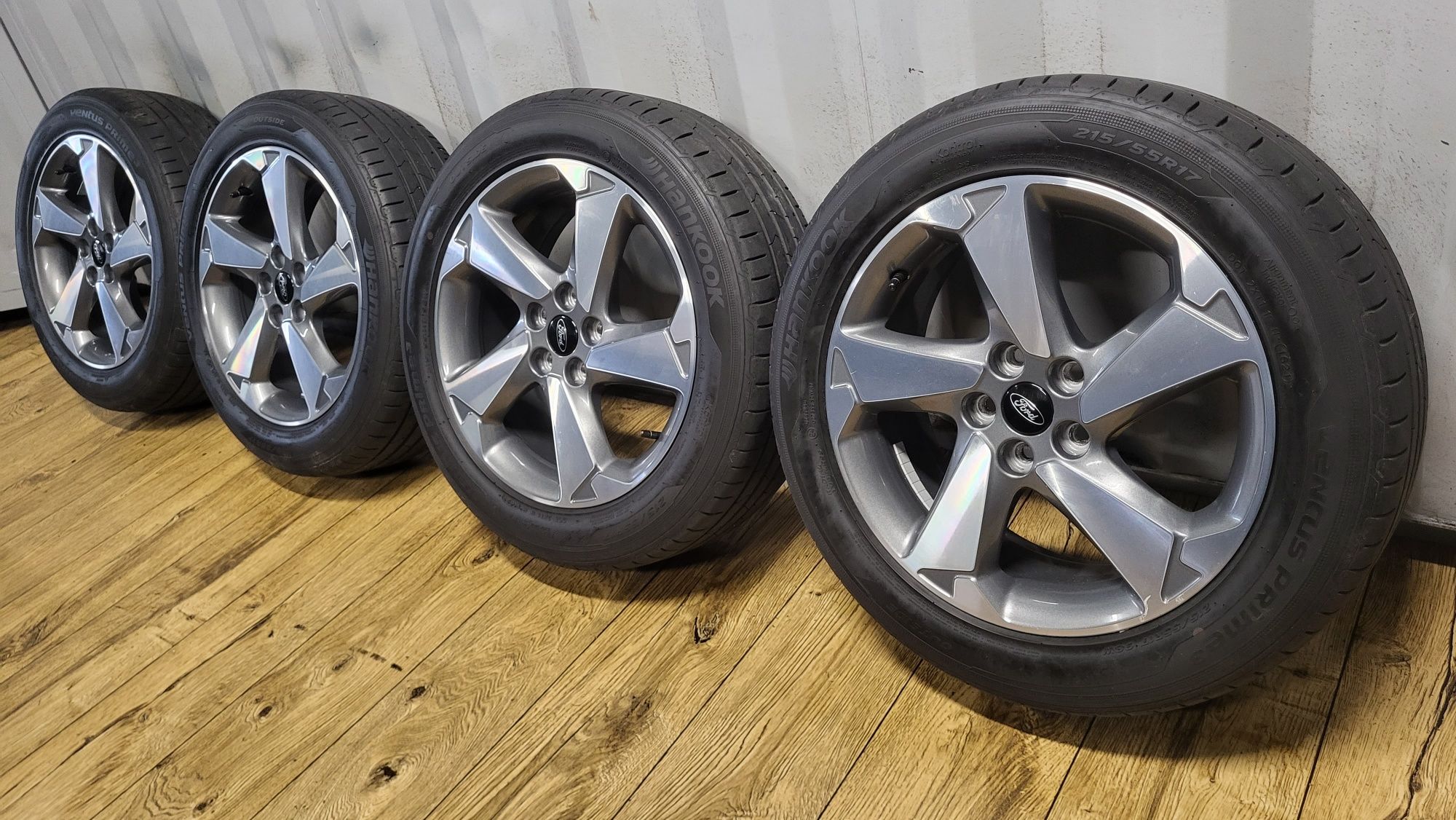 Felgi FORD 17" 5x108 z oponami 215/55 R17 Focus Mondeo C-Max S-Max