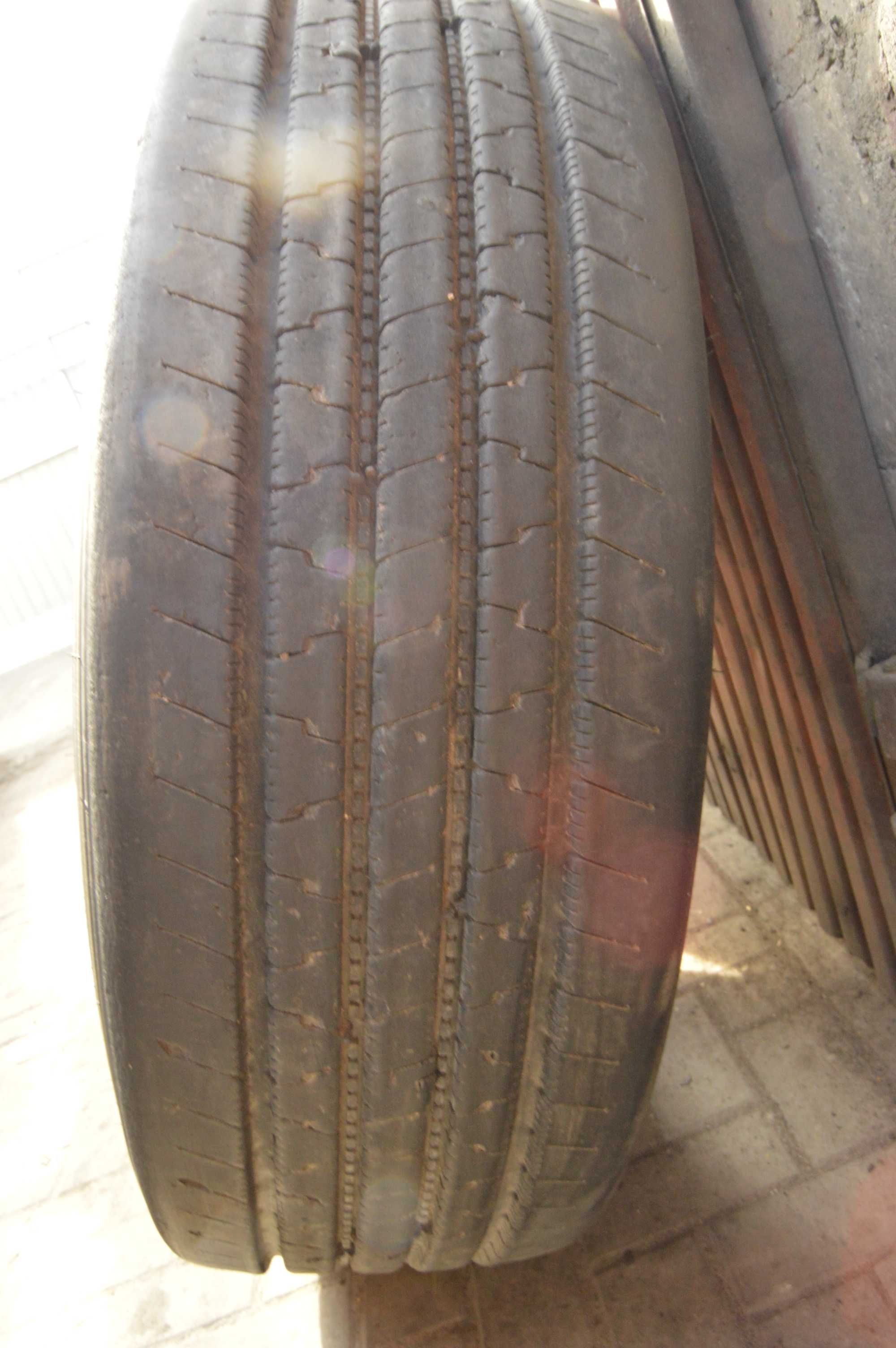 Opona FIRESTONE FS400, 315/70 R22.5, prowadząca, przód