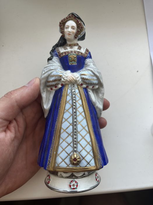 Фарфорова статуєтка «Дама епохи Ренесансу» Rudolf Kammer(Німеччина)