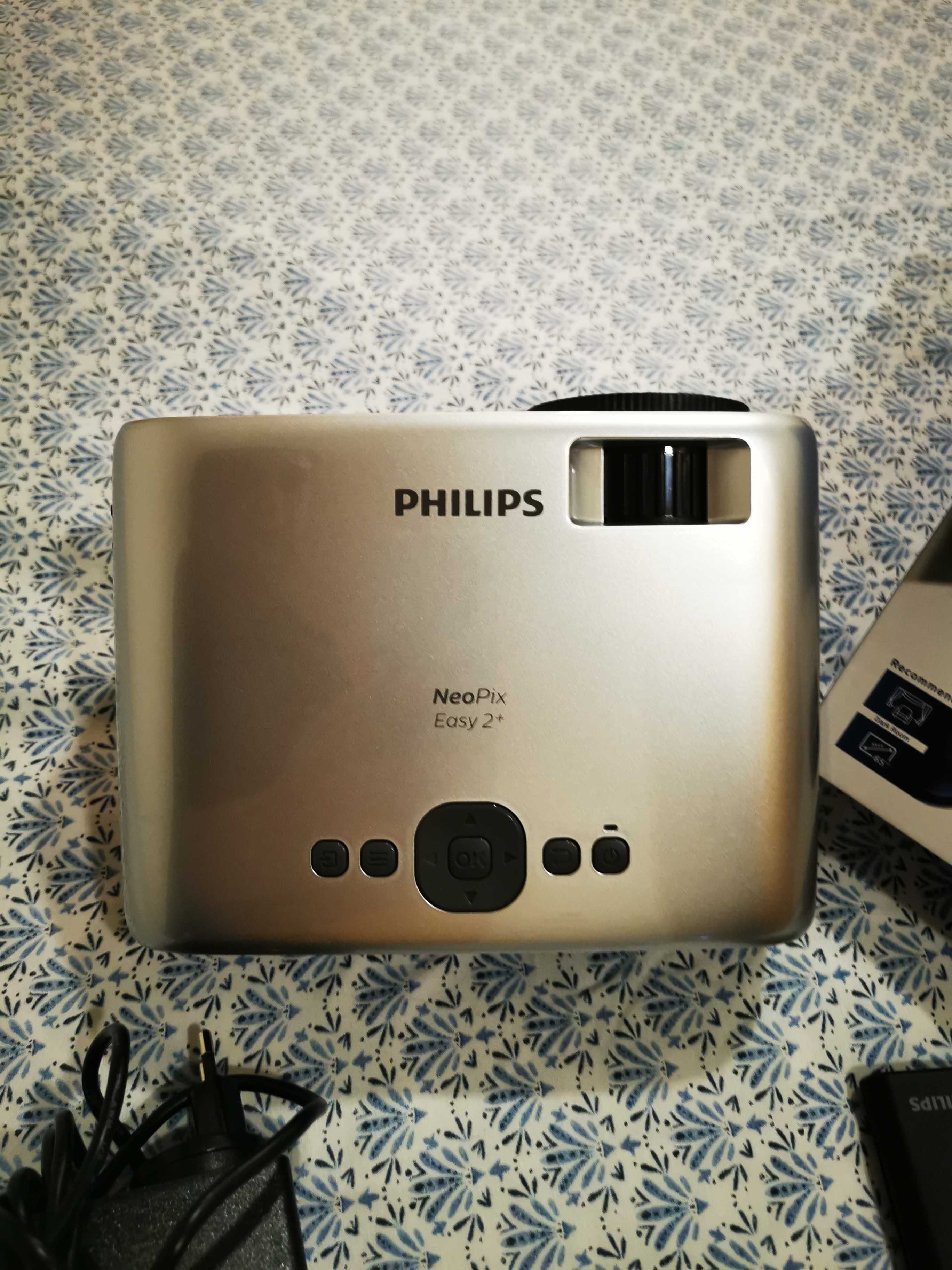 Vendo projector Philips novo