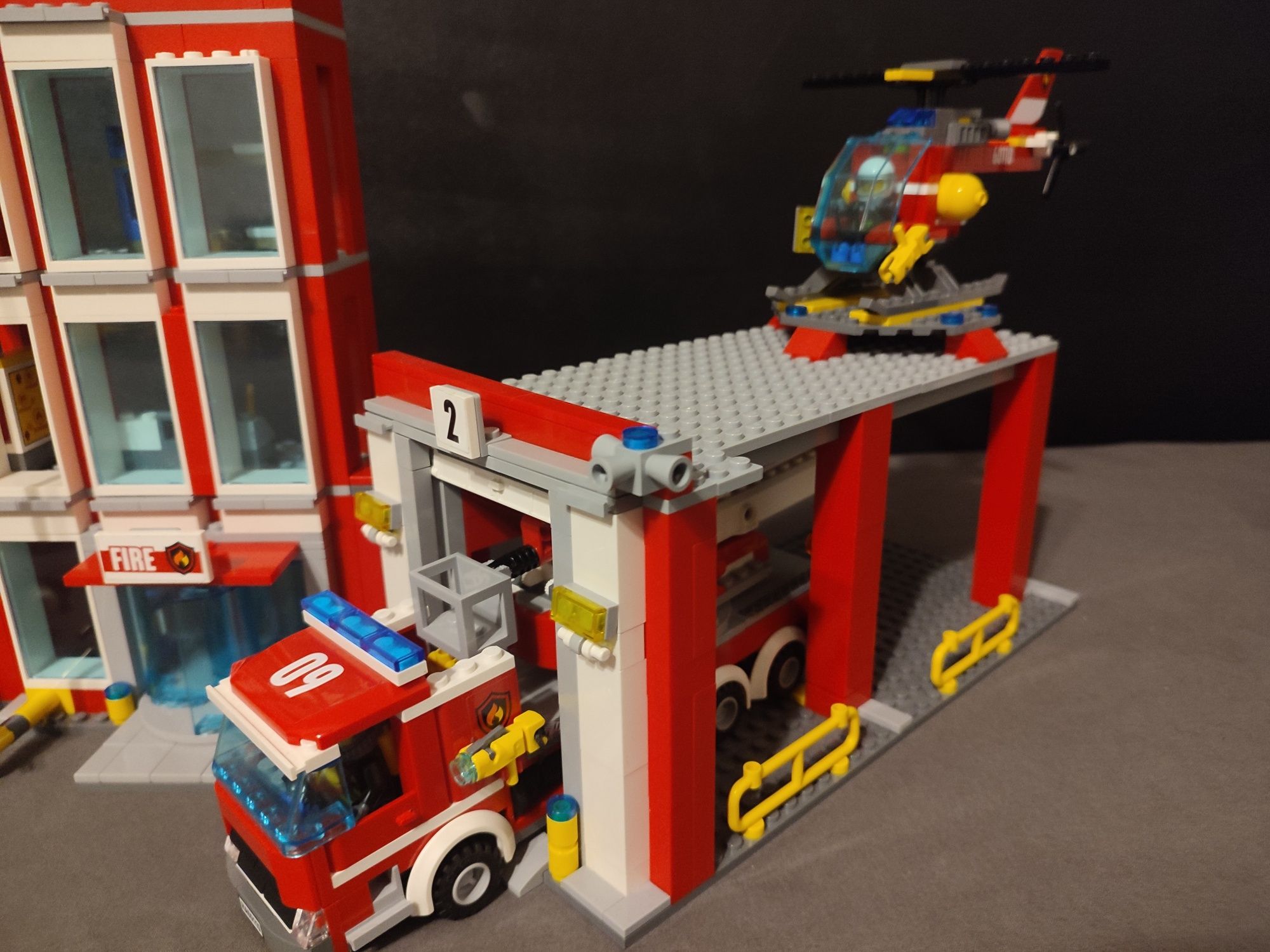 Klocki LEGO remiza strażacka straż pożarna 60110