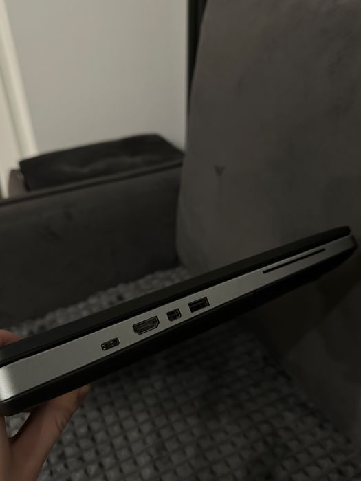 Ноутбук dell precision 7510 Intel Core i7-6820HQ 16 ОЗУ