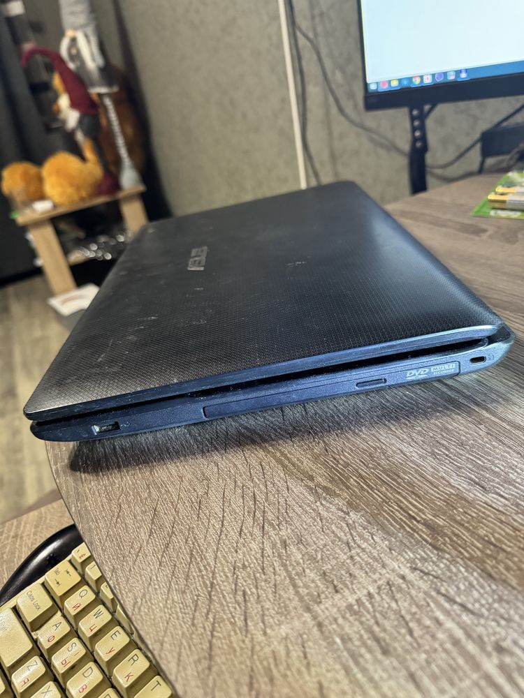 Продам ноутбук ASUS X54H