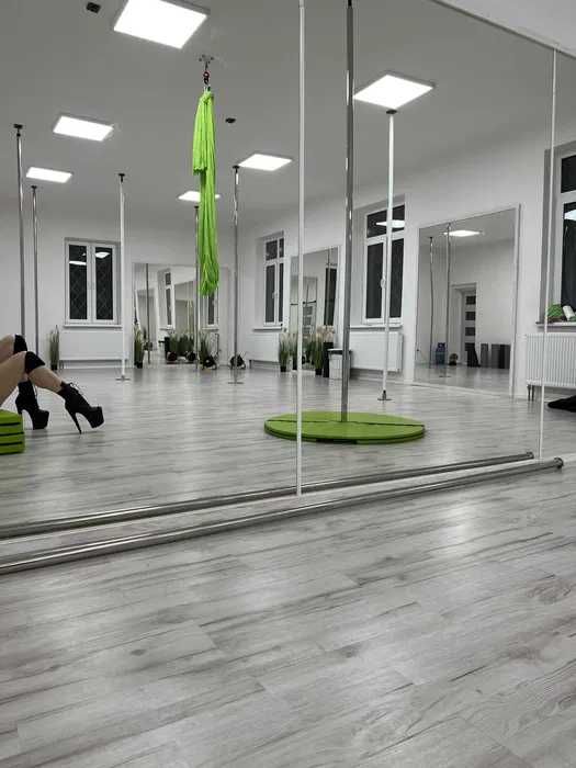 Nowa, Rura pole dance obrotowo statyczna, chromowana, wysyłka od razu
