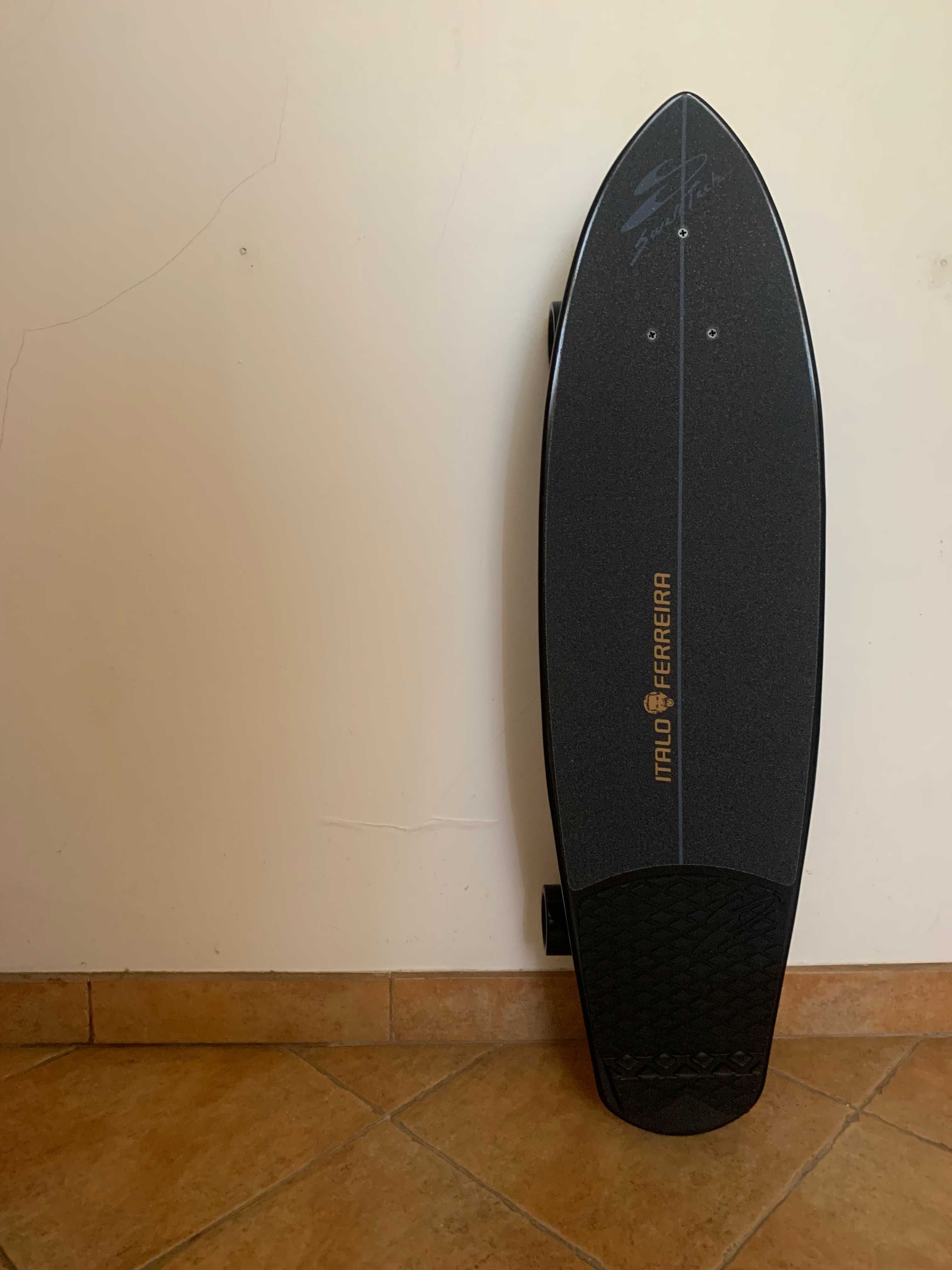 SwellTech SurfSkate Ítalo Ferreira Pro Tube como novo