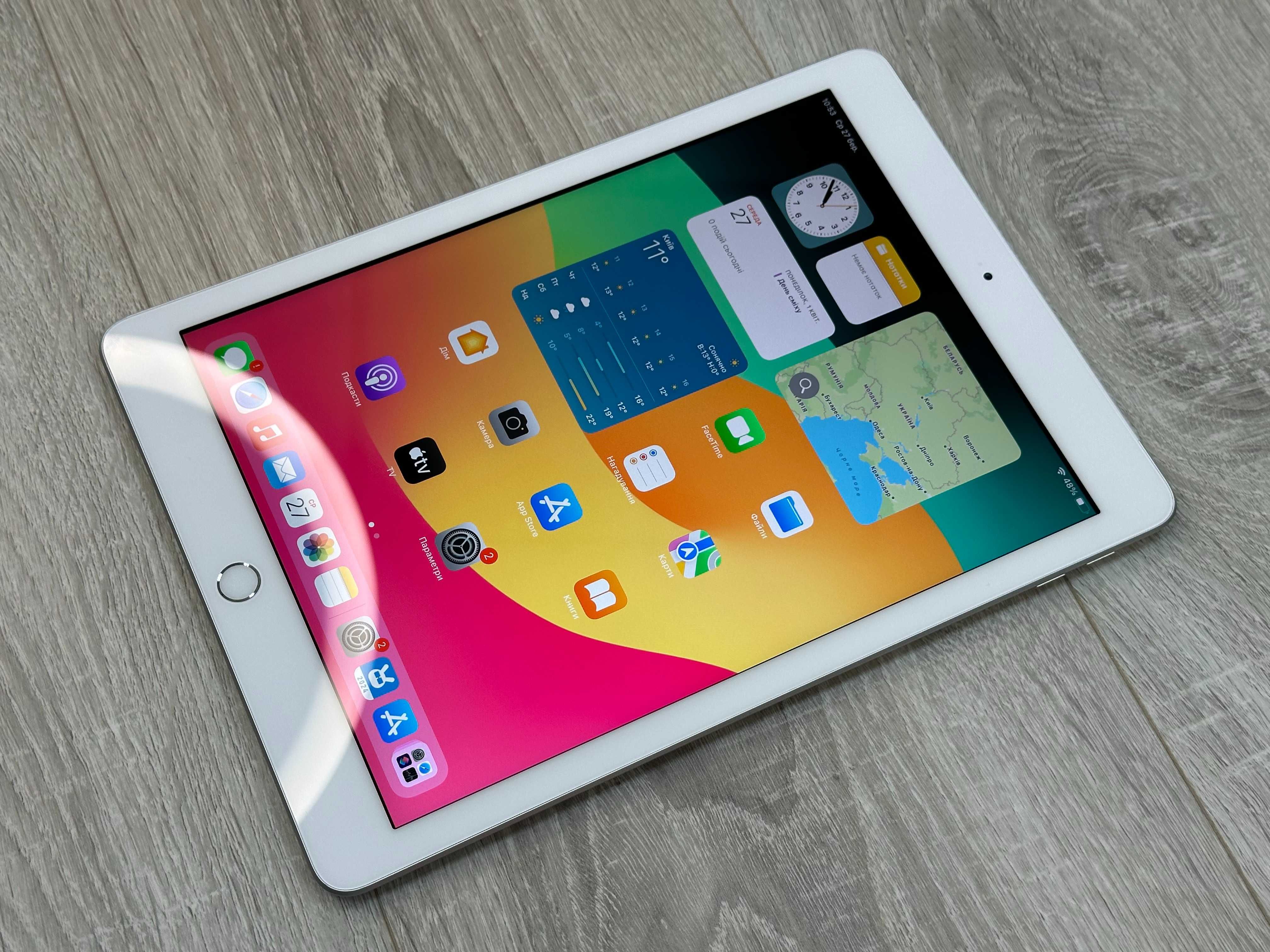 Apple iPad 6 9.7 дюйми Wi-Fi LTE 4G 128GB Silver A1954