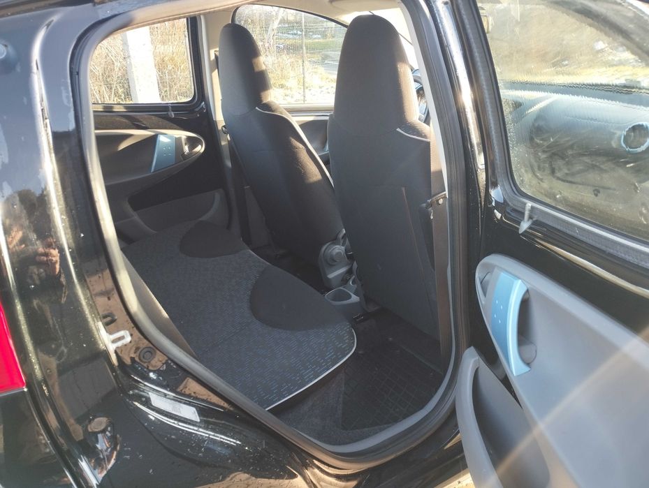 Продаж автомобіль