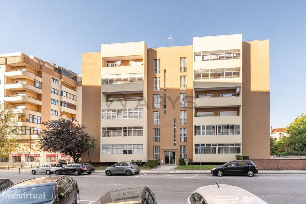 Apartamento T3 Espaçoso e Central em S. Vítor.