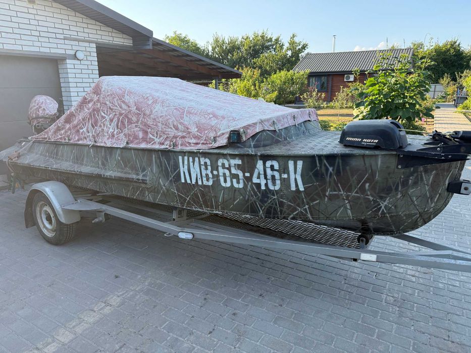 моторная лодка казанка ,хонда 20, на прицепе