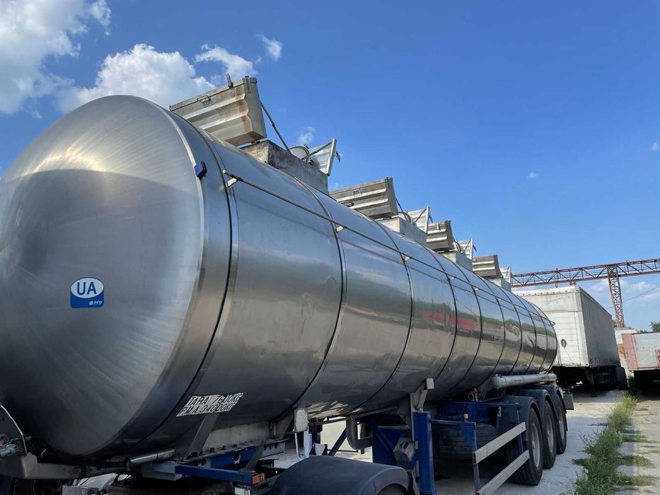 Продам цистерну GUHUR для перевозок хим.веществ