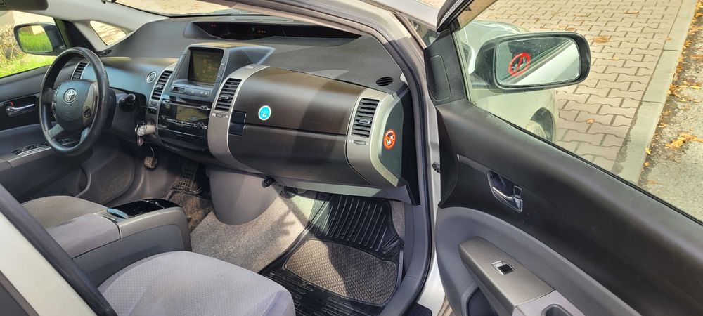 2004 TOYOTA PRIUS 1.5 Hybrid  9 Lat w rękach    Zamiana