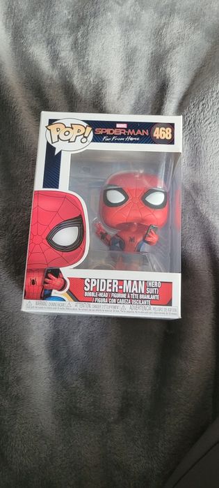 Figurka funko pop spiderman far from home 458