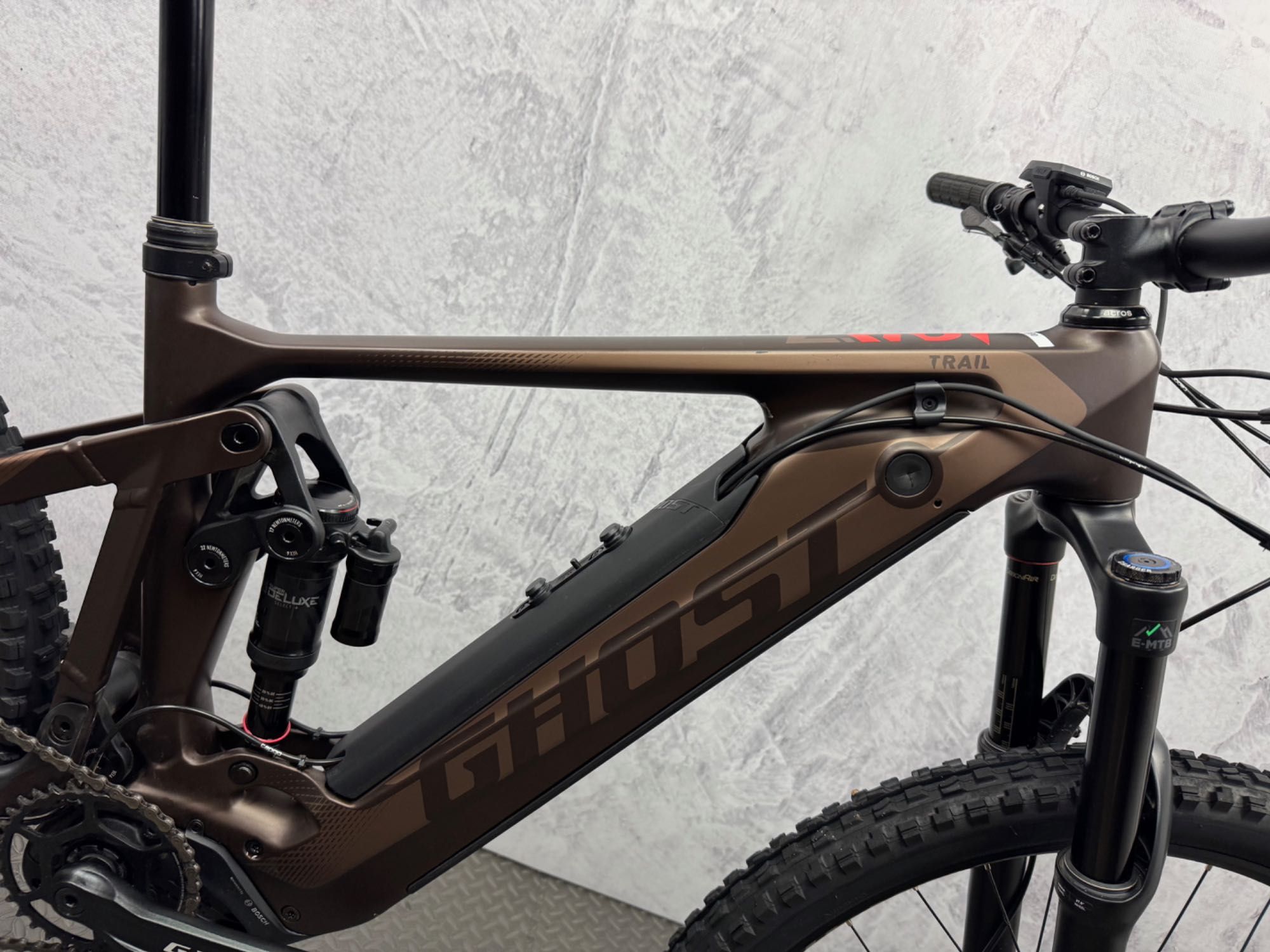 Rower Elektryczny MTB Full Ghost E-Riot Trail Advanced Carbon Bosch CX