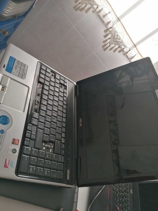 portátil ASUS M51V Series para peças